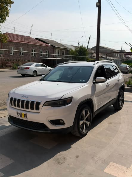 Jeep Cherokee 2020