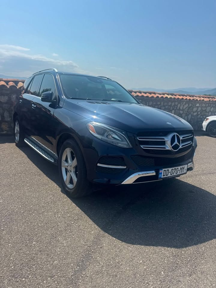 Mercedes GLE 2015 — 14,800$