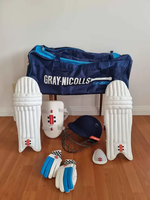 Grey Nicolls կրիկետի հավաքածու պայուսակով