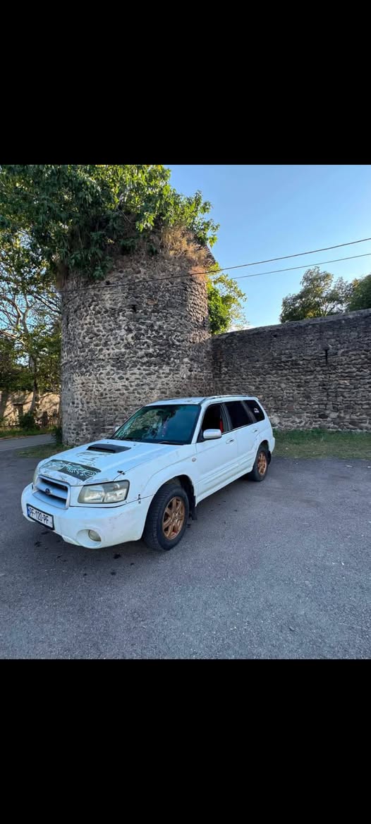 Subaru Forester 2003 — 2,600$