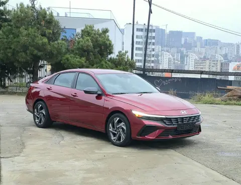 Hyundai Elantra 2025