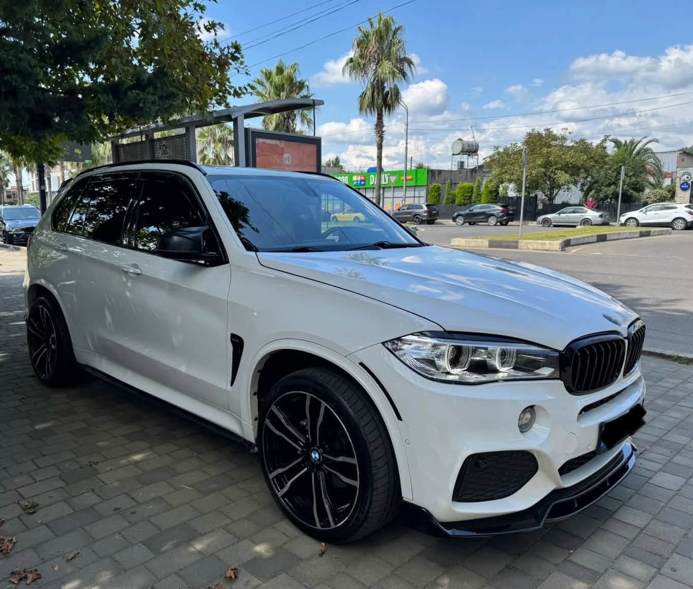 X5 2015 — 15,000$