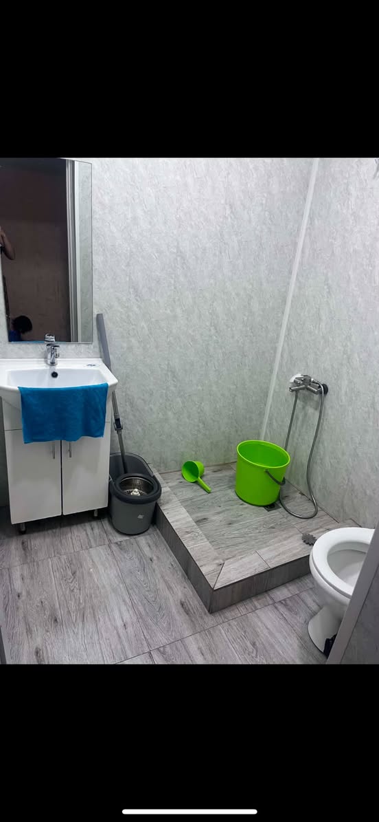 Kiralık daire, Erivan