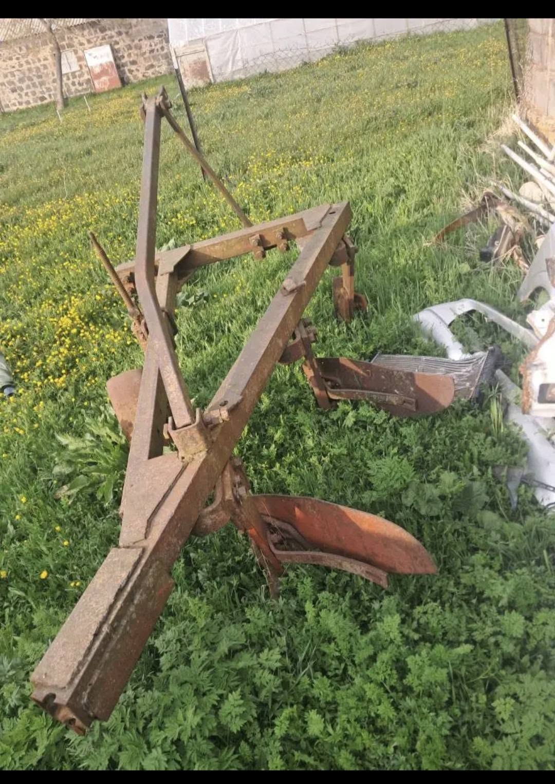 DT Pulu ve Ninoçminda satılık