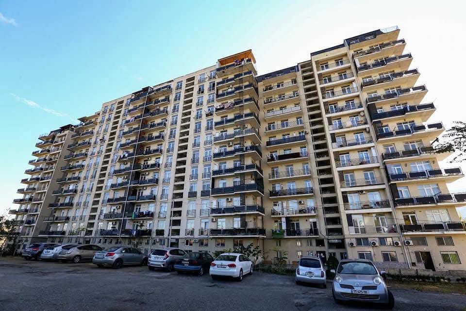 იყიდება 2-ოთახიანი ბინა, თბილისი — $90,000