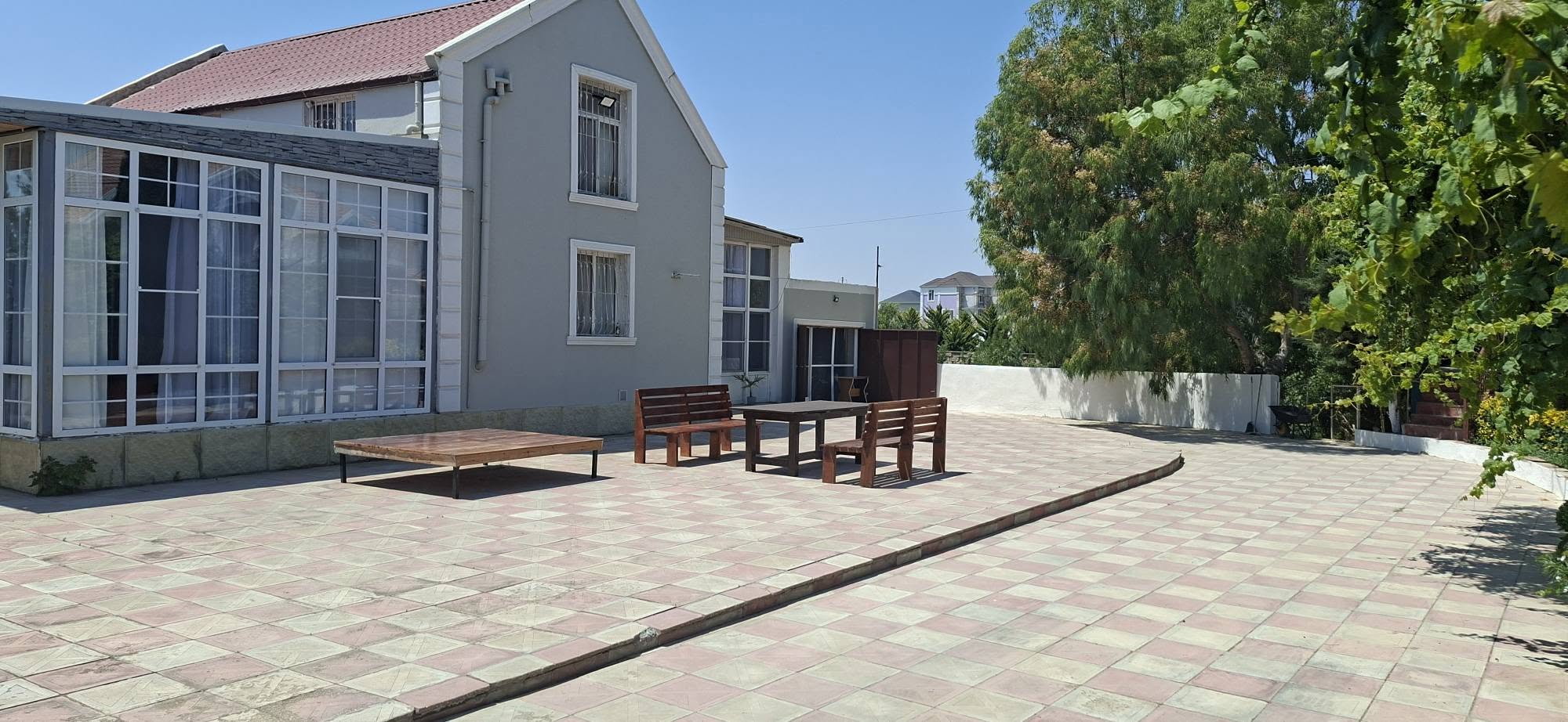 Həyat evi, Bakı — 170.000 Manat