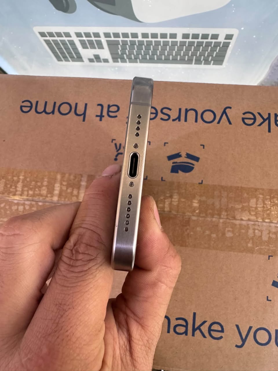 IPHONE 15 PRO MAX 256GB заводской — 200,000֏