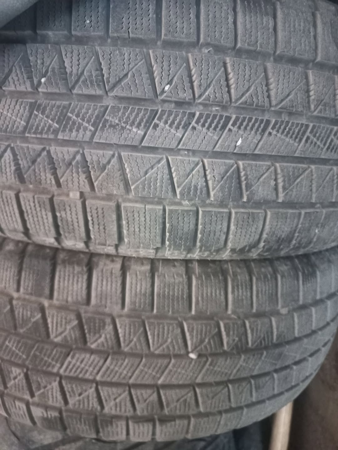 Kış lastikleri 215/60 R16, 2 adet