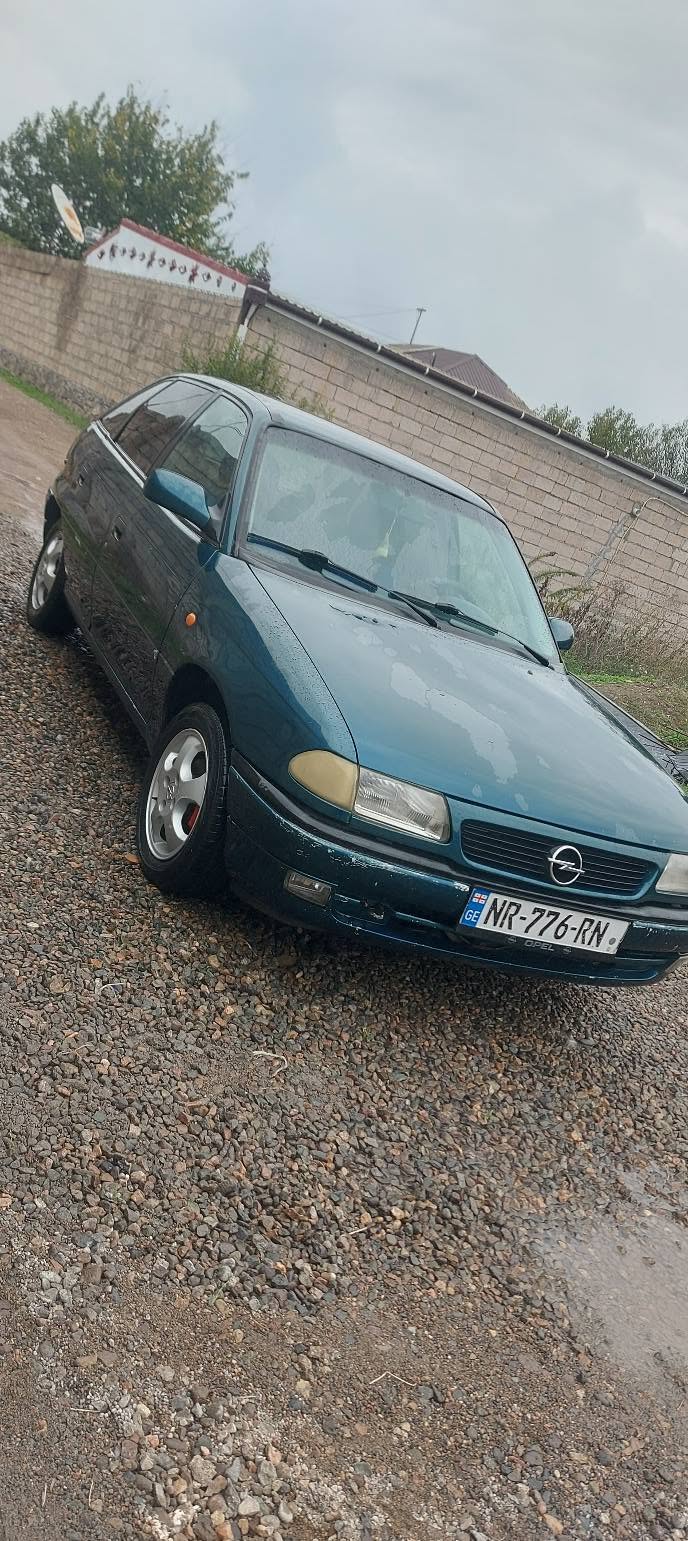 Avtomobil 1997 — 1,500$