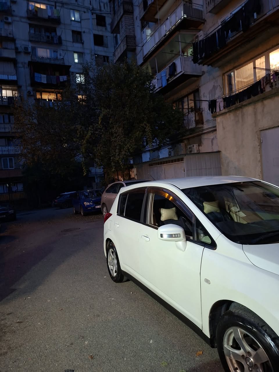 Nissan Tida 2006 — 2,800$