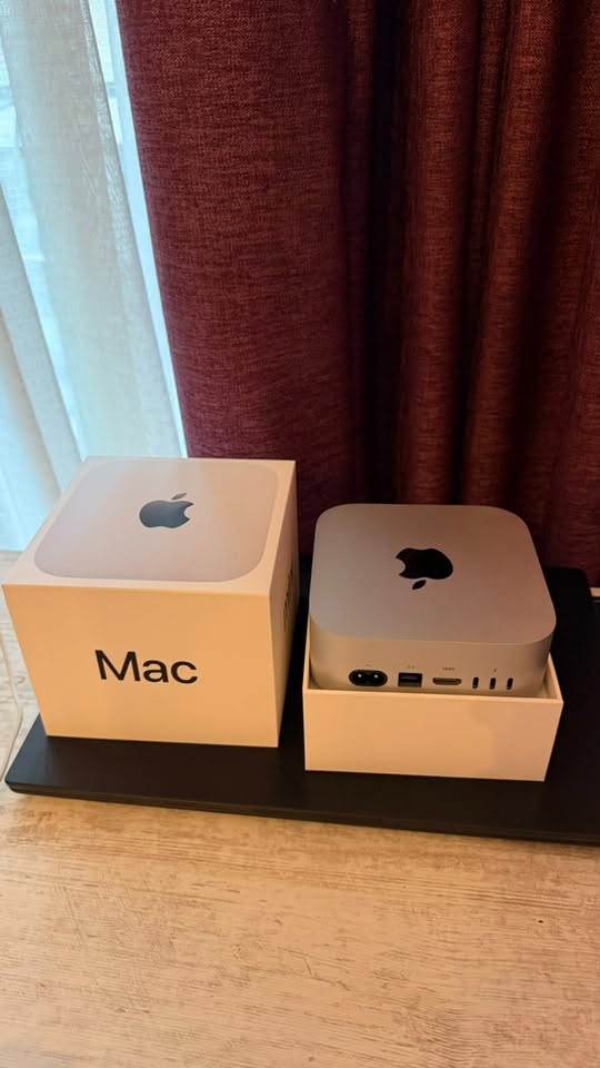 Mac Mini M6, 16 RAM, 256 GB