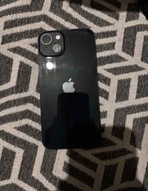 iPhone 13, ბატარეა 75%