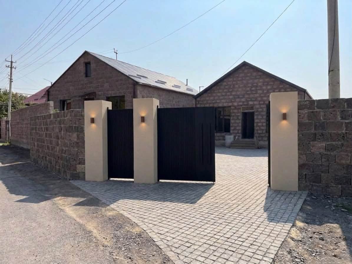 House with a yard, Yerevan — $126,000
