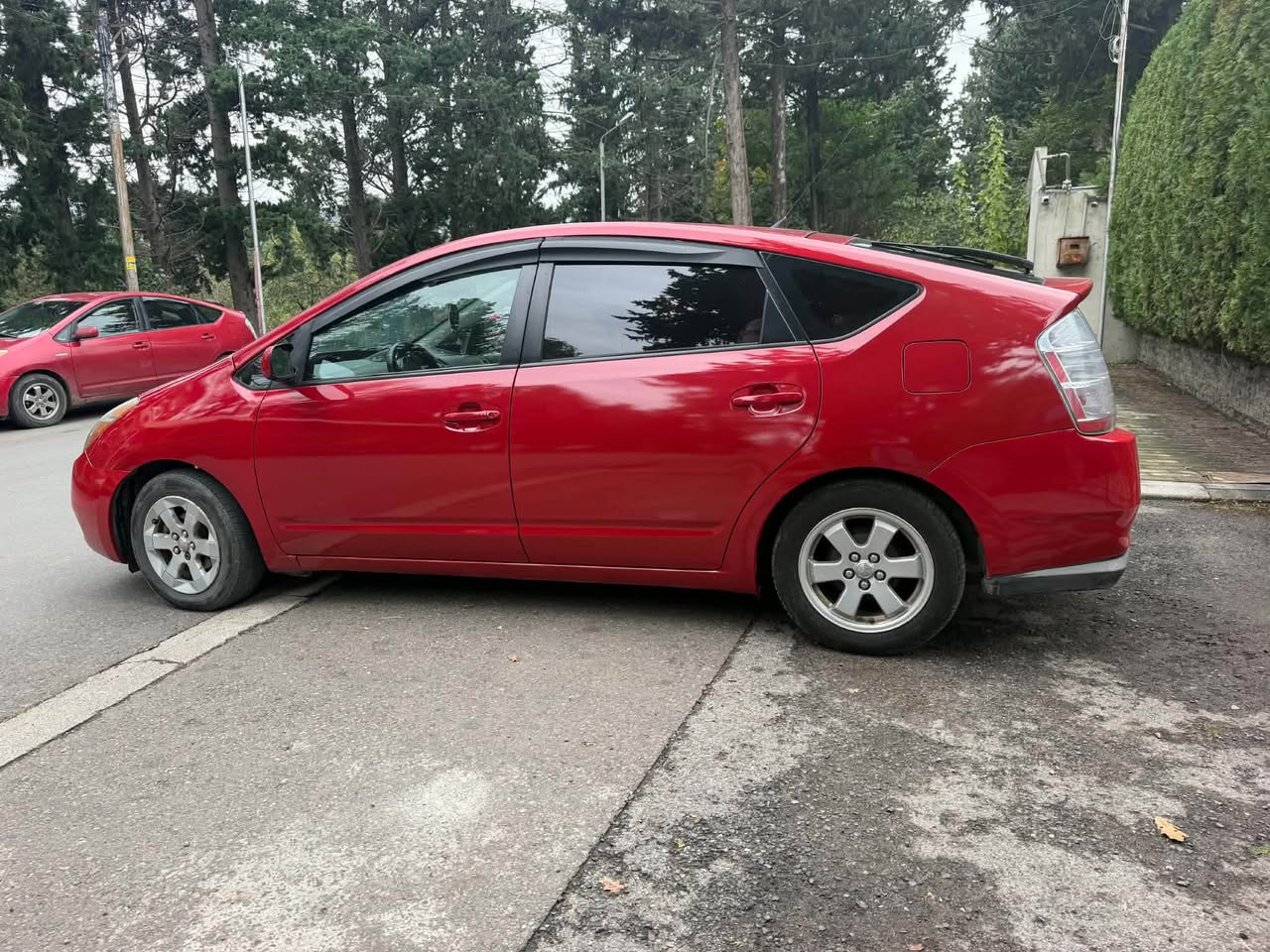 2008 modeli hibrit, iyi durumda, 3500$