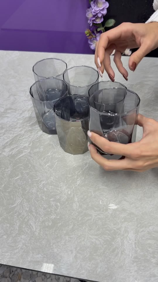 6 glass cups