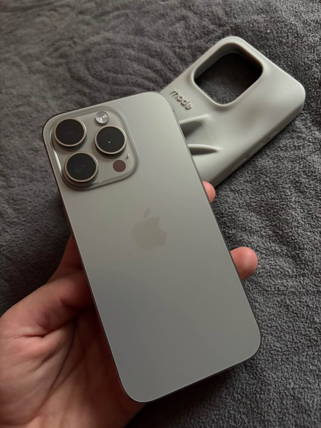 iPhone 15 Pro 128GB, ბატარეა 89%