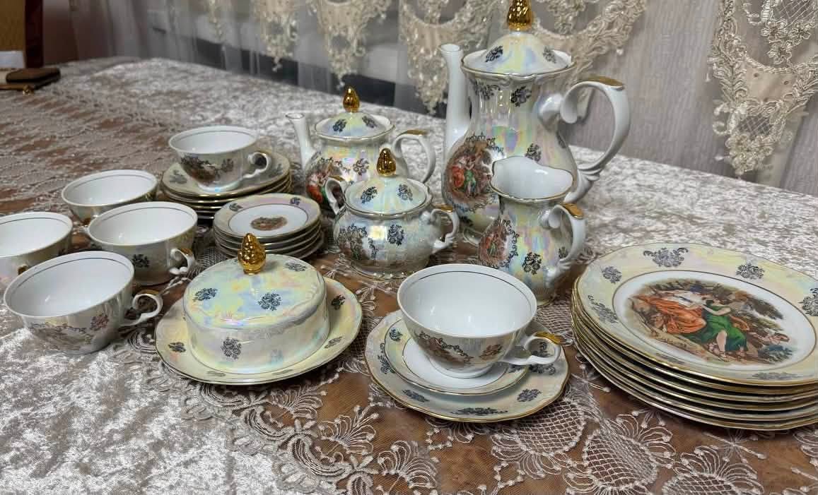 Ճենապակյա թեյի սպասք վաճառվում է