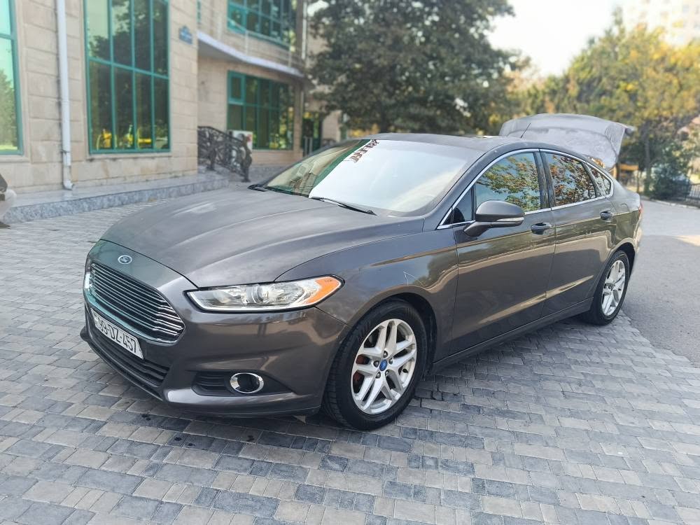Avtomobil 2014 — 12,500$