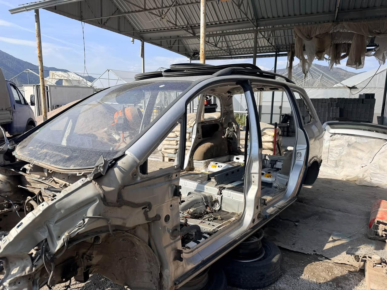 Car body with documents