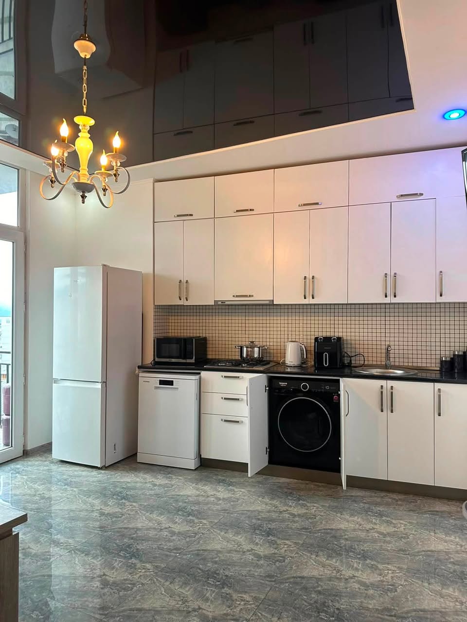 Сдаётся 1-комнатная квартира, Батуми — $500