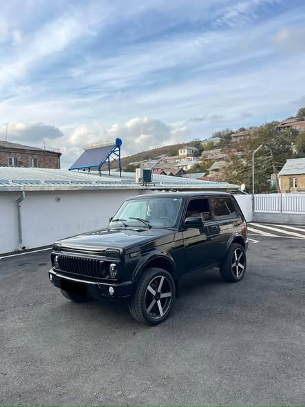 NIVA 2018 — 8,800$