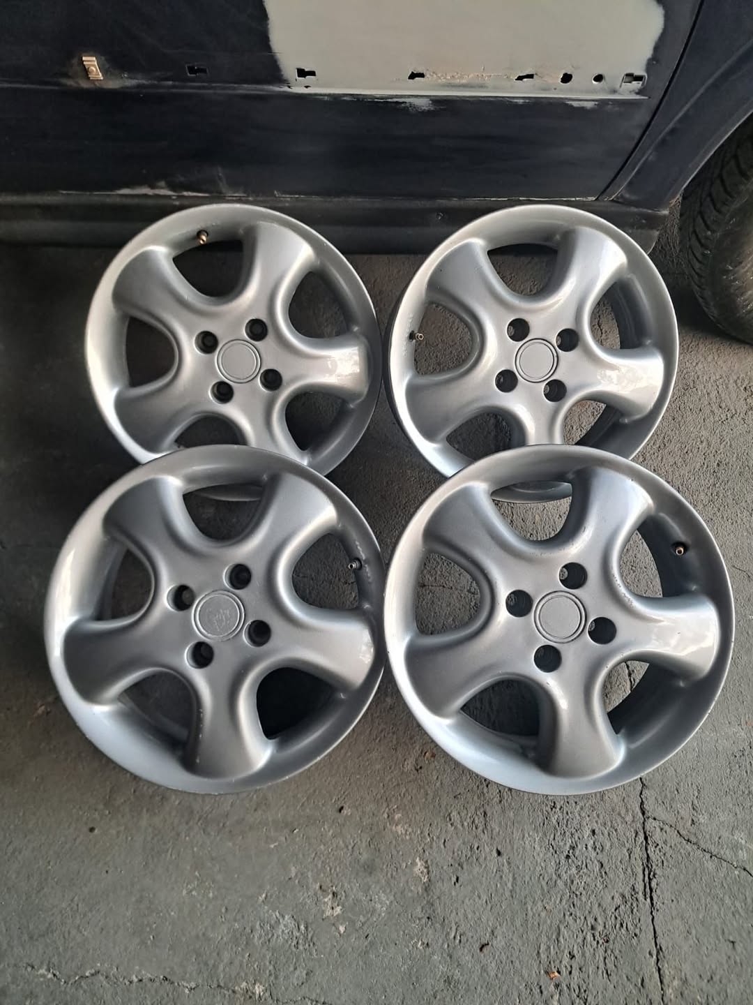 Автомобиль — 450₾