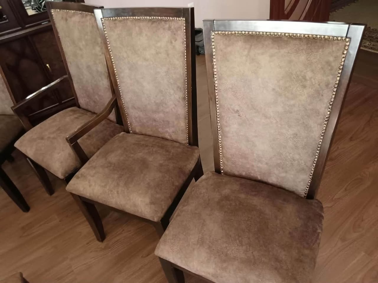 Yumuşak mobilya tadilatı siparişleri kabul ediyoruz,kalite