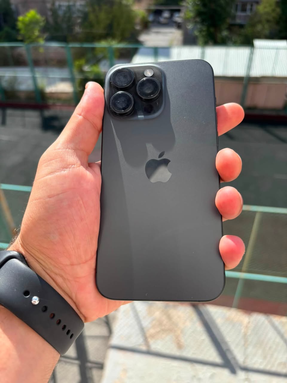 Iphone 15 pro max 256 84% — 220,000֏