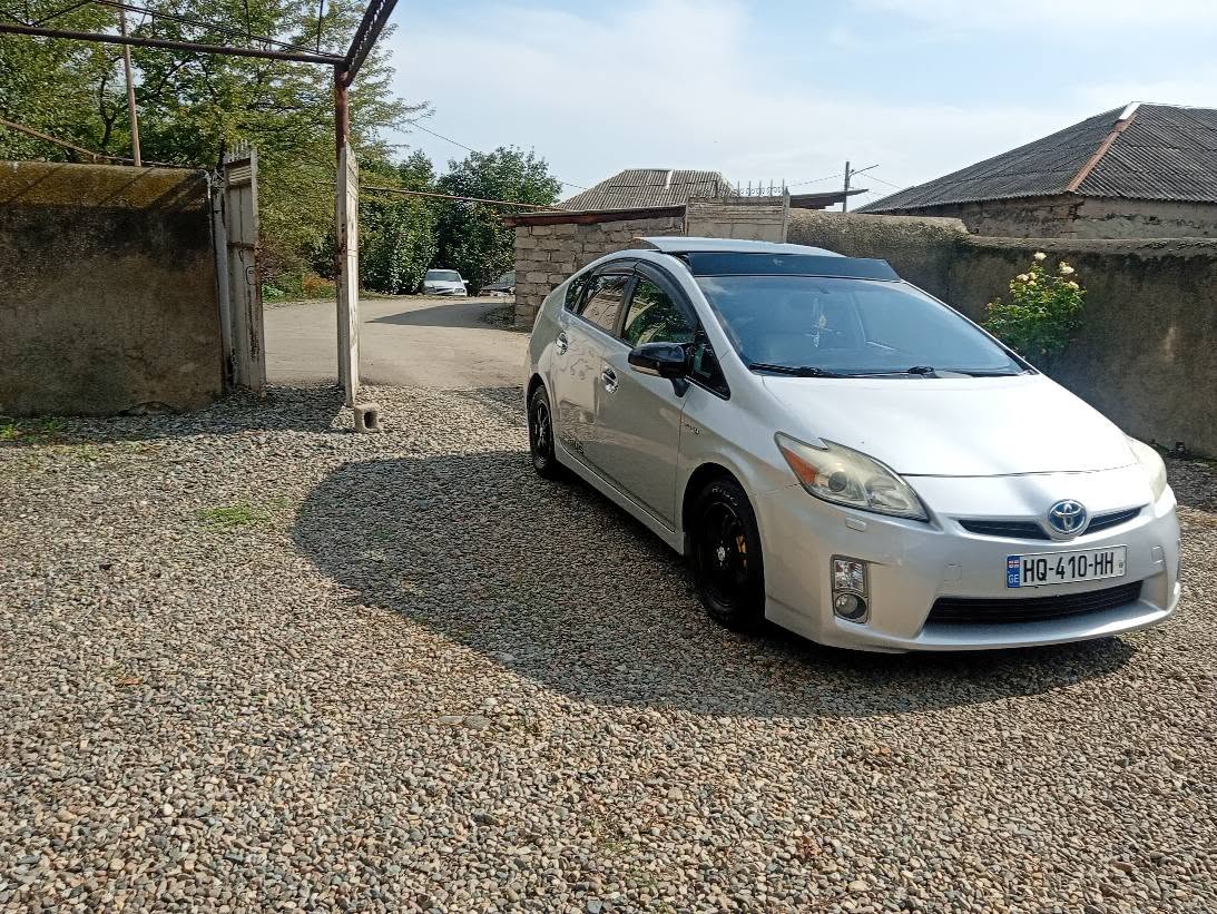 Avtomobil 2010 - 5.800 dolar