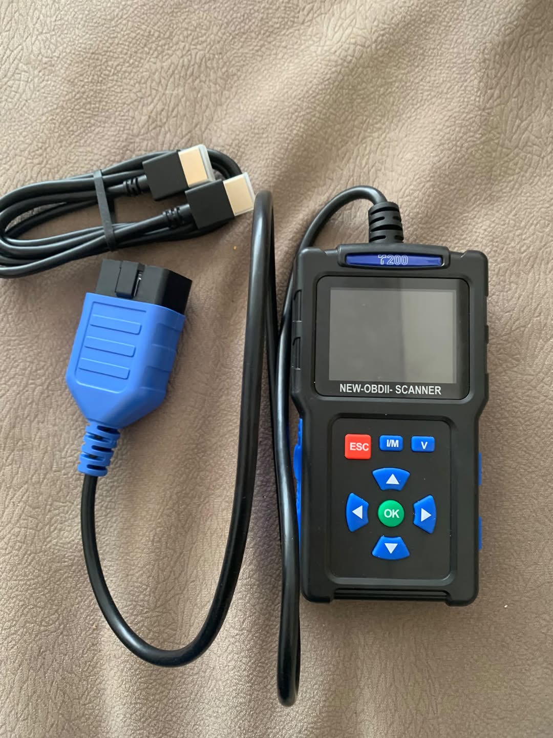 OBD-II car diagnostic scanner T200