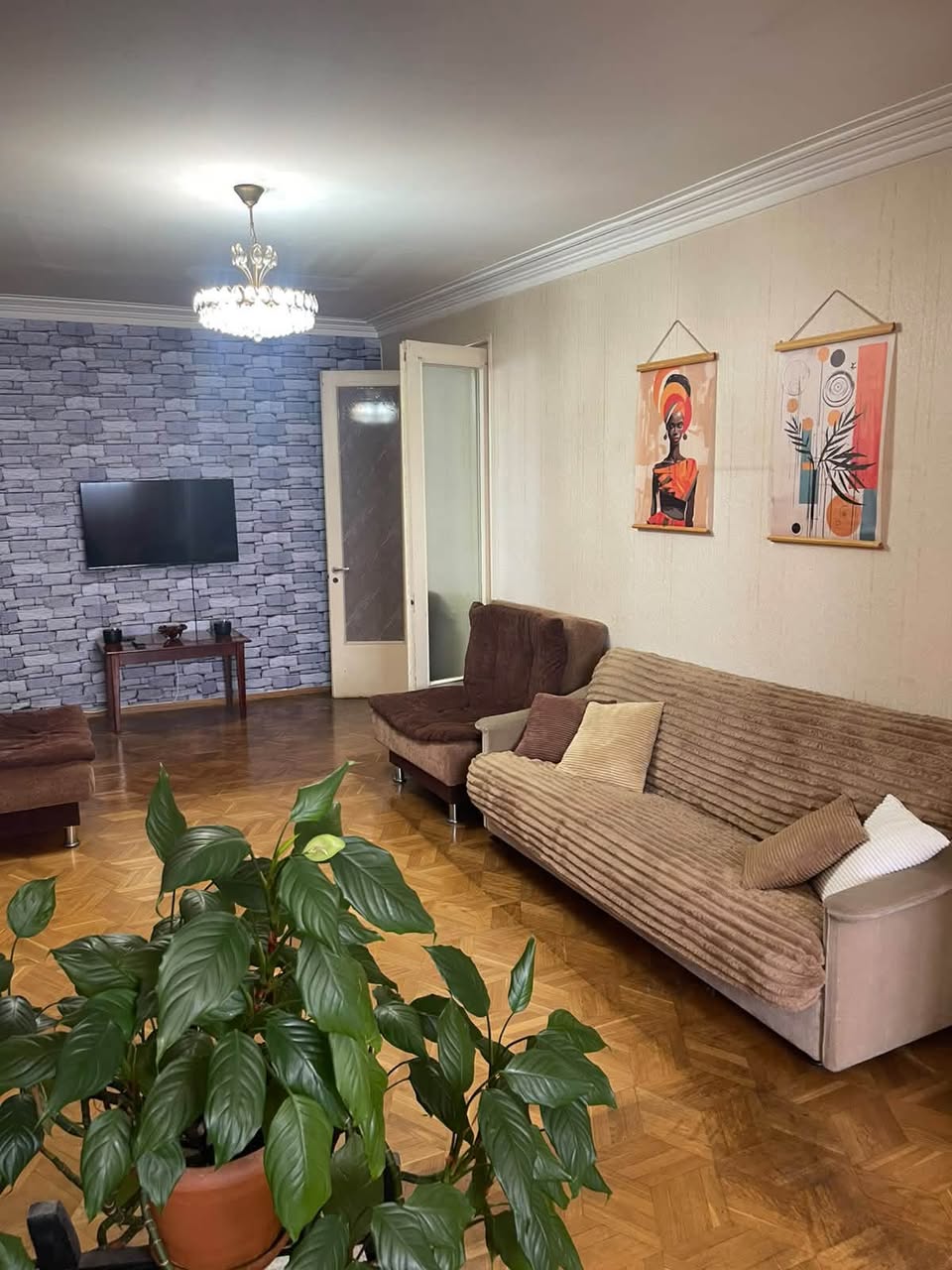 Mənzil satılır, Tbilisi — $145,000