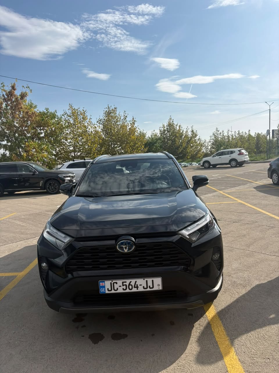 Toyota RAV4 2023 — 21,000$