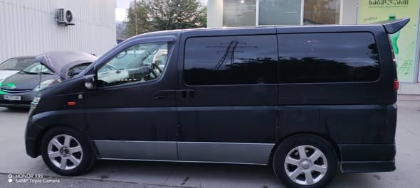 Satılır dəyişilir Nissan Elgrand 4x4 2002