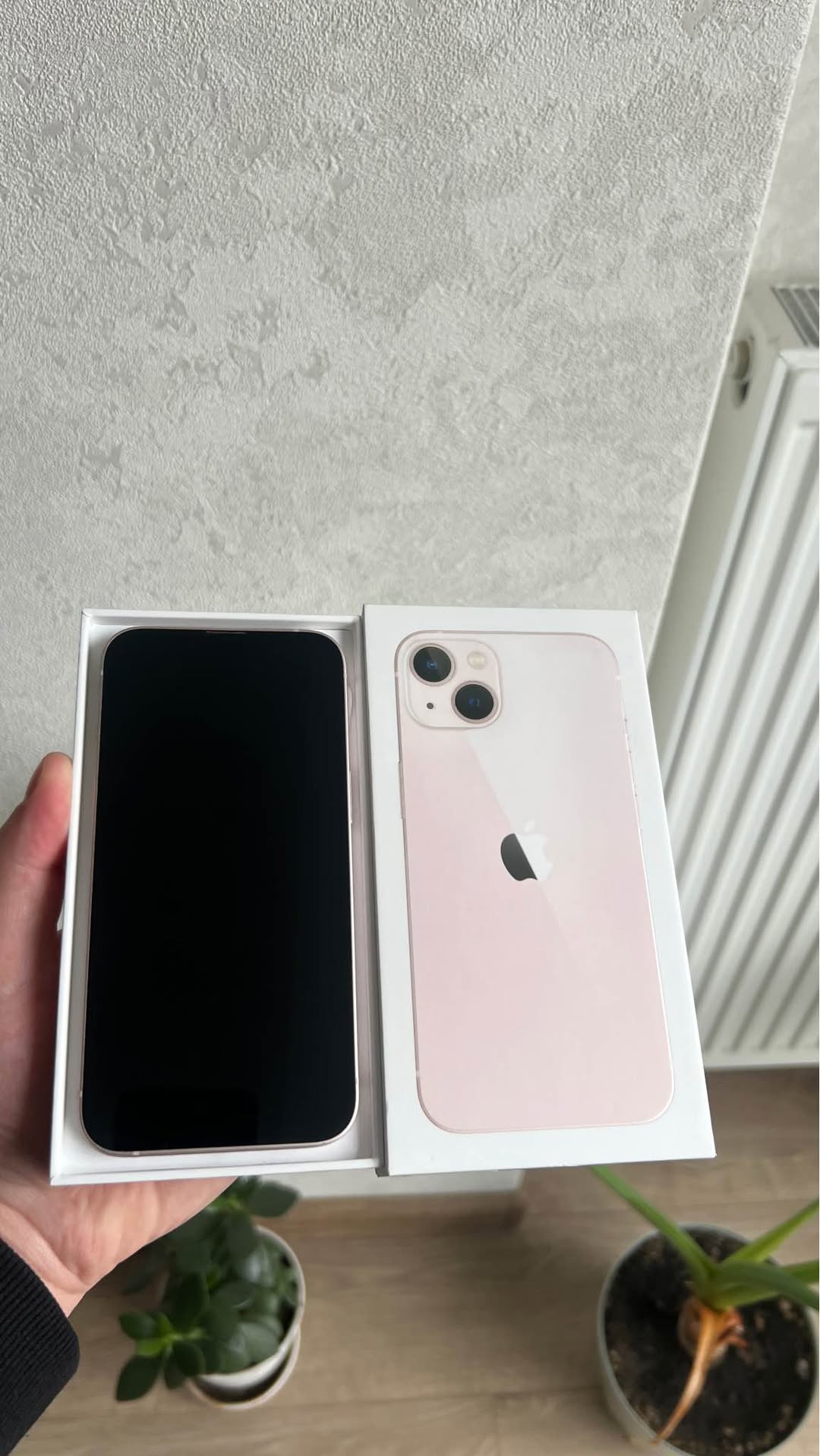 iPhone 13 128GB, ბატარეა 77%