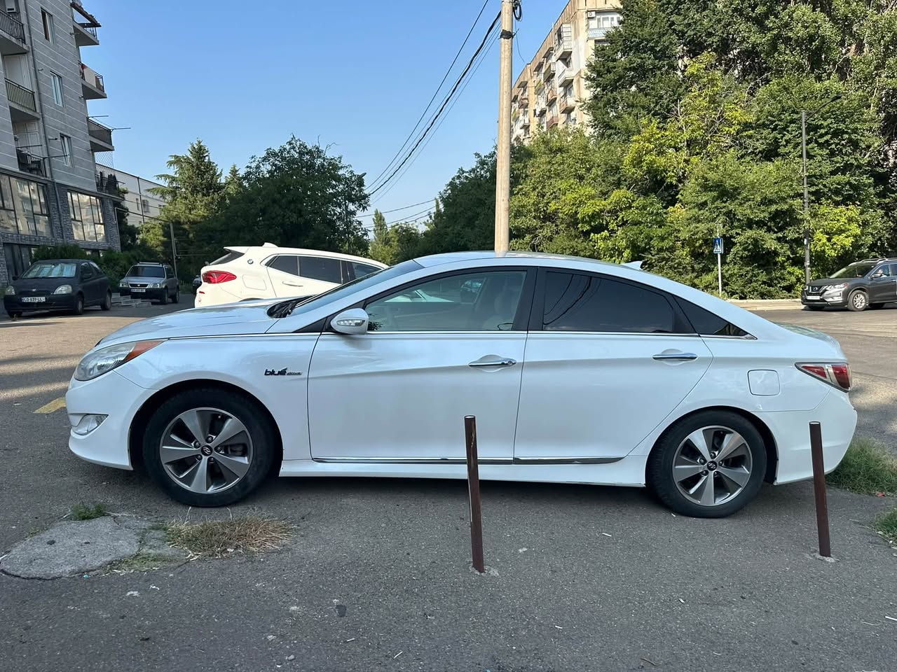 Продается Hyundai Sonata Hybrid 2014 года. — 5,000$