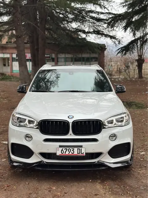 BMW X5 2017 ერთი