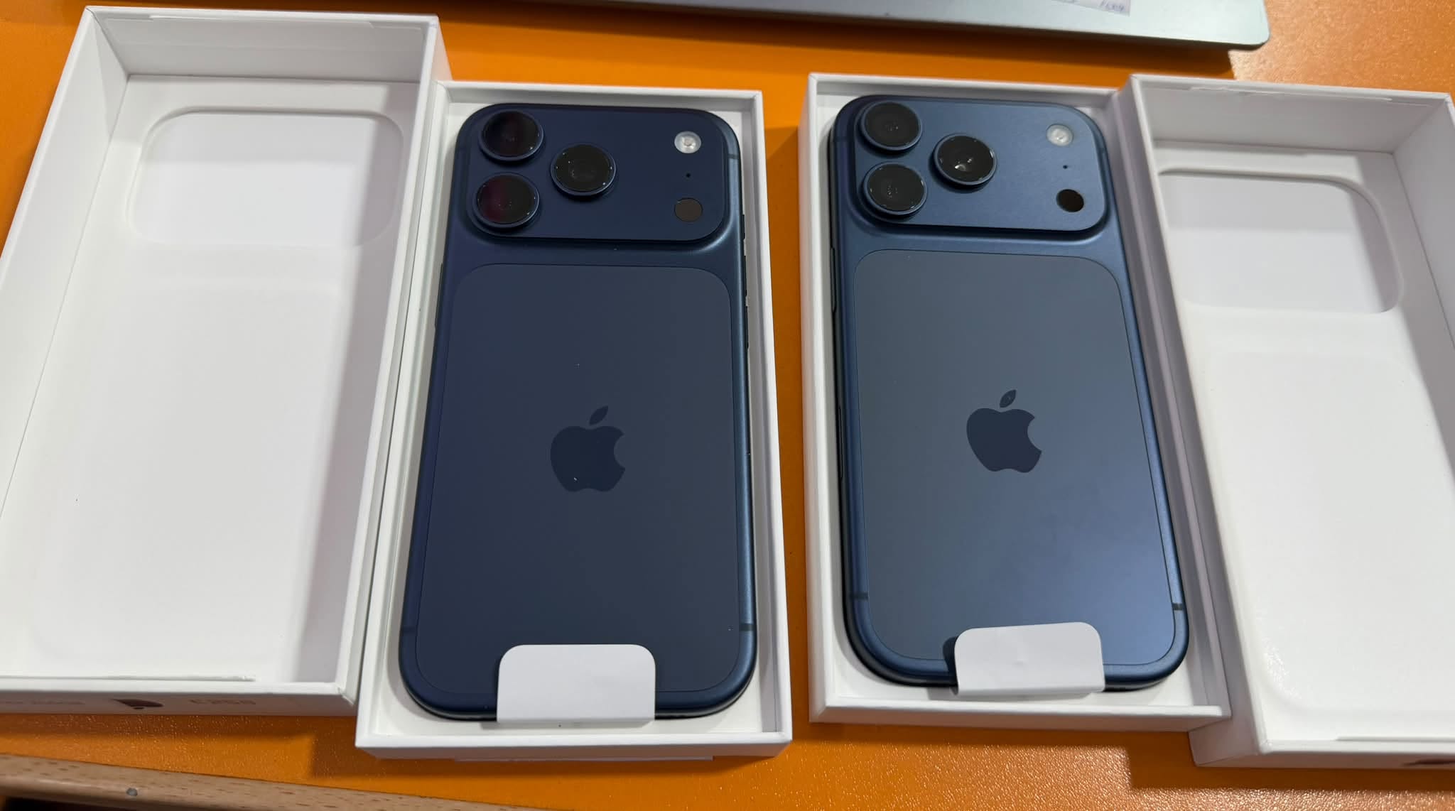 იყიდება iPhone 17 Pro (eSIM) — — 3,350₾