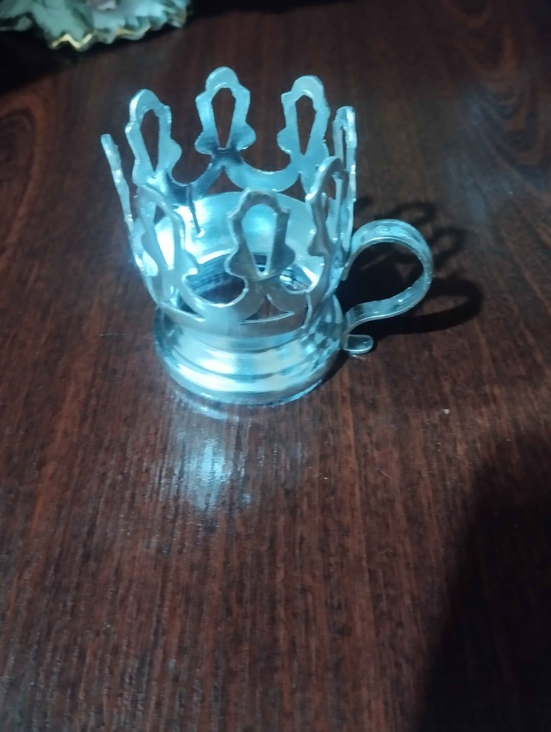 Metal çay kaşığı, klasik açık işli tasarım