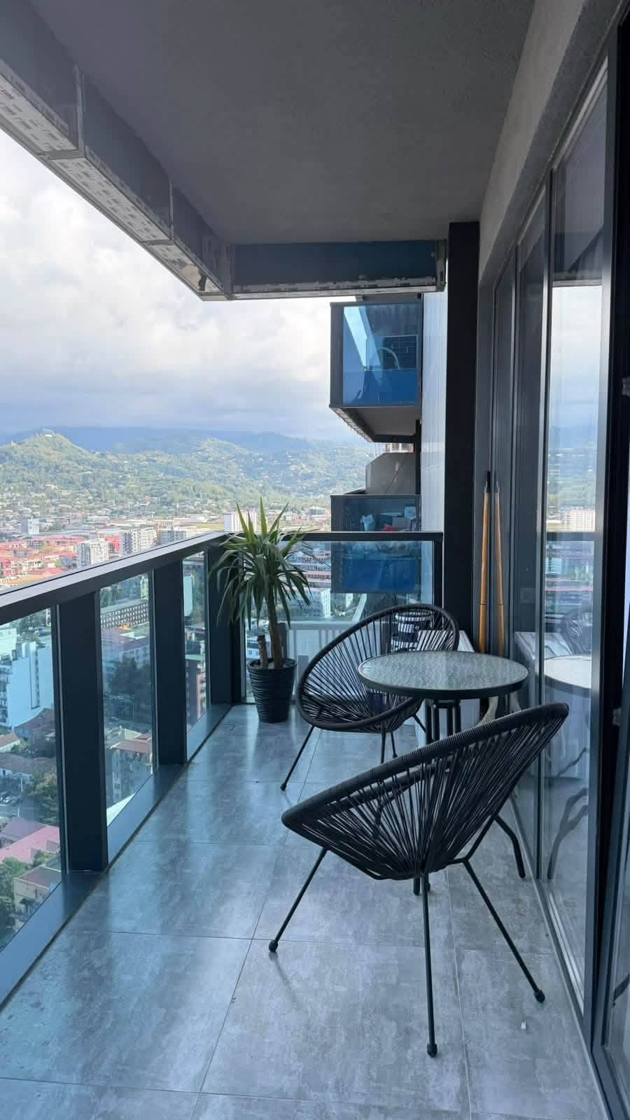 Satılır 1-otaqlı mənzil, Batumi — $145,000