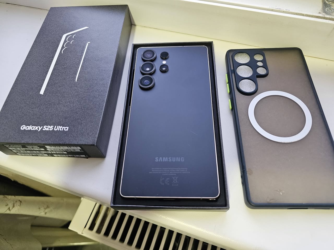 Samsung Galaxy S25 ULTRA в идеальном состоянии за 1950