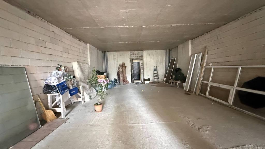Kommersiya sahəsi, Batumi — $950