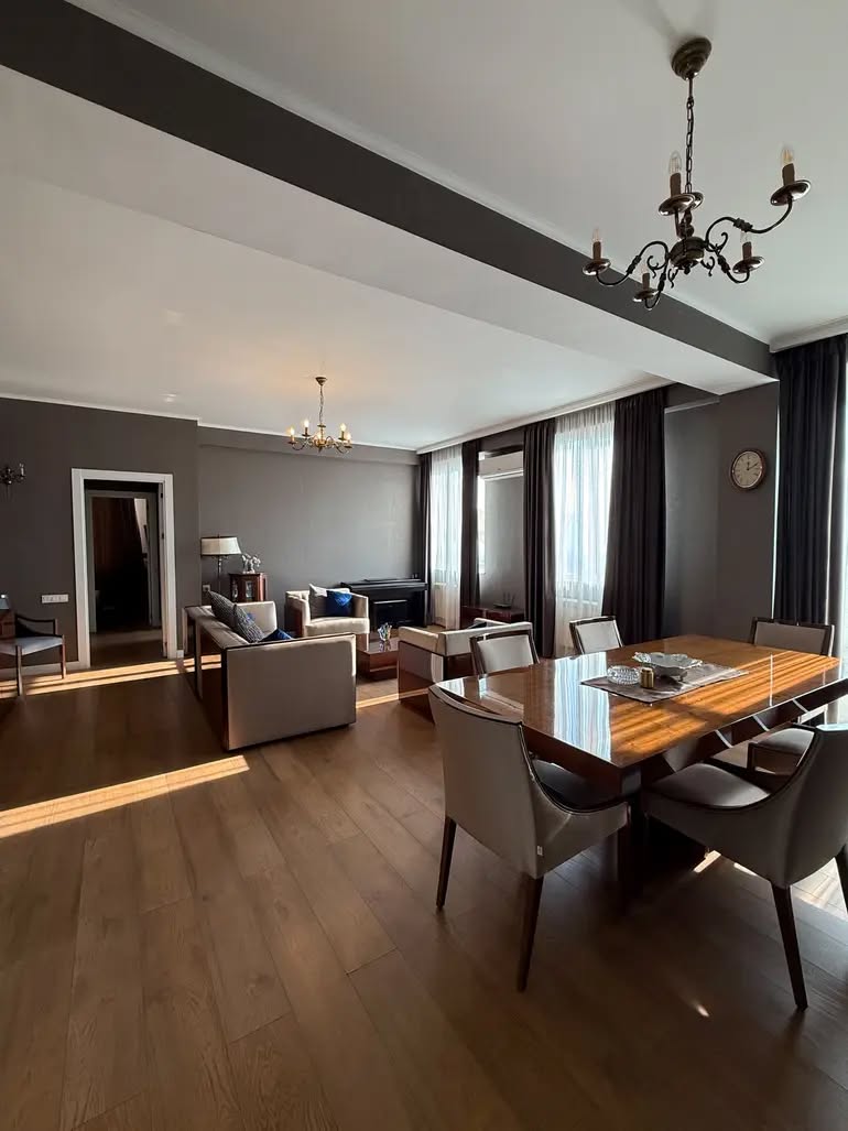 4 otaqlı mənzil satılır, Tbilisi — $305,000
