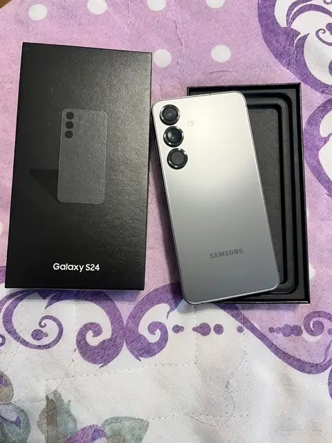 Samsung Galaxy S24 128GB, perfect condition