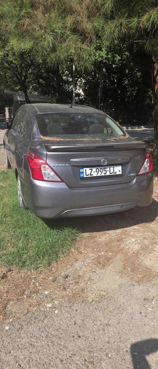Versa 2015 — 4,800$