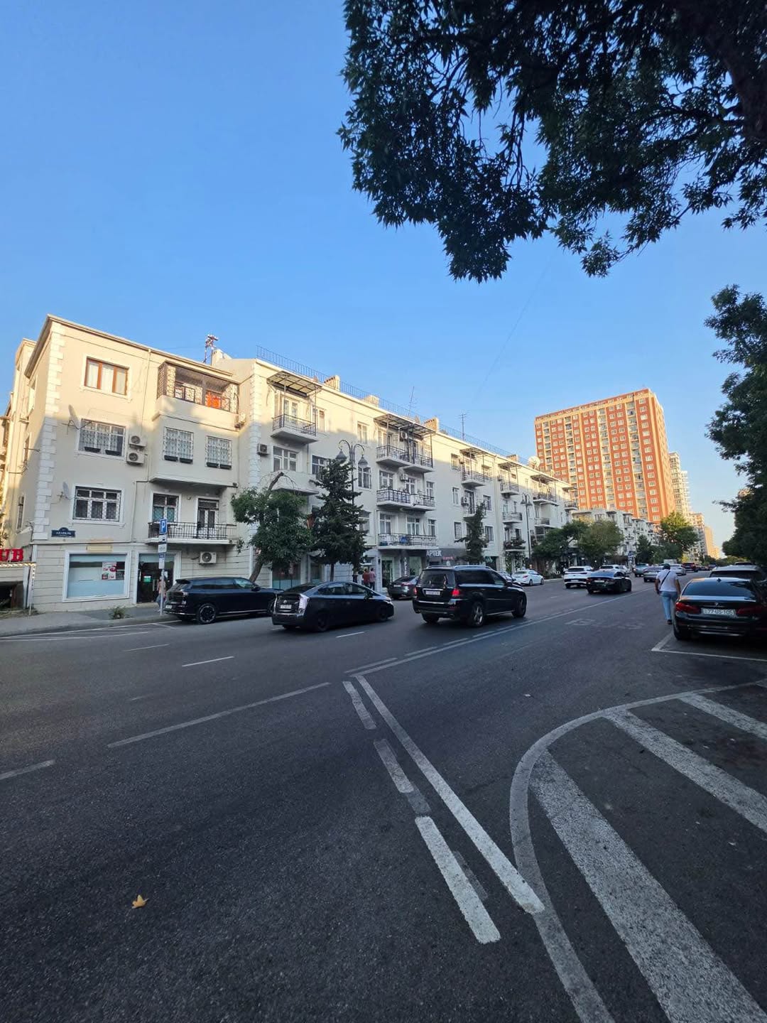 Satılık daire, Bakü — 180,000 ₼