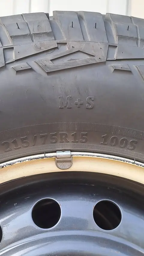 Sabit burulma 215/75 R15 M+S