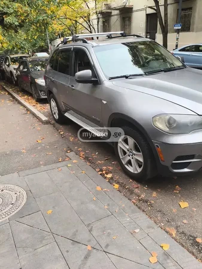BMW X5 2011