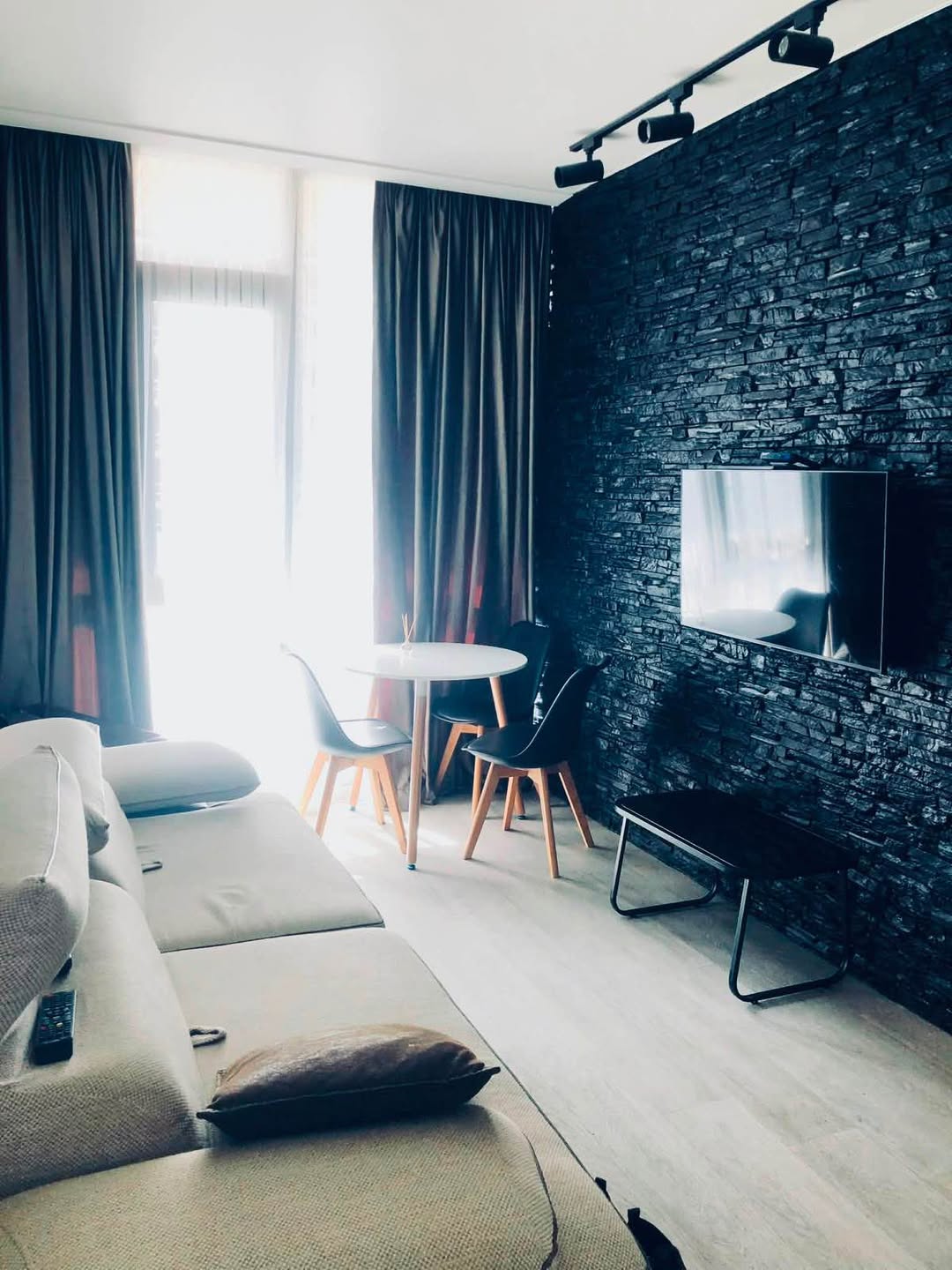1 otaqlı mənzil kirayə verilir, Batumi — $500
