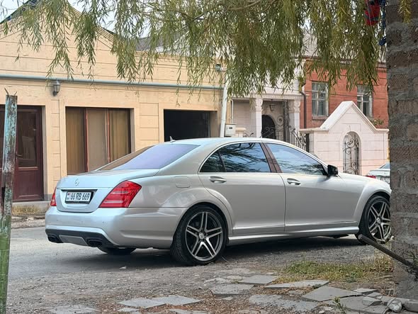 Автомобиль — 11,000$