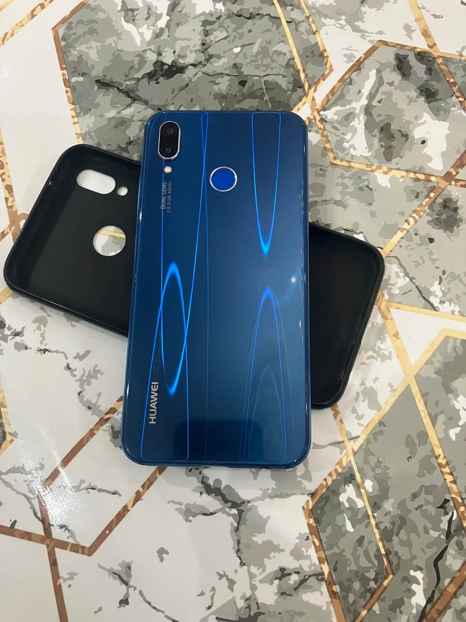 Huawei p20 lite Գտնվում է շատ